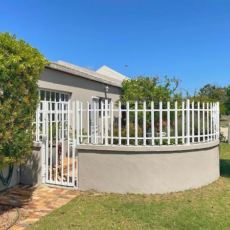 Lemon Tree Cottage Edgemead Exteriör bild