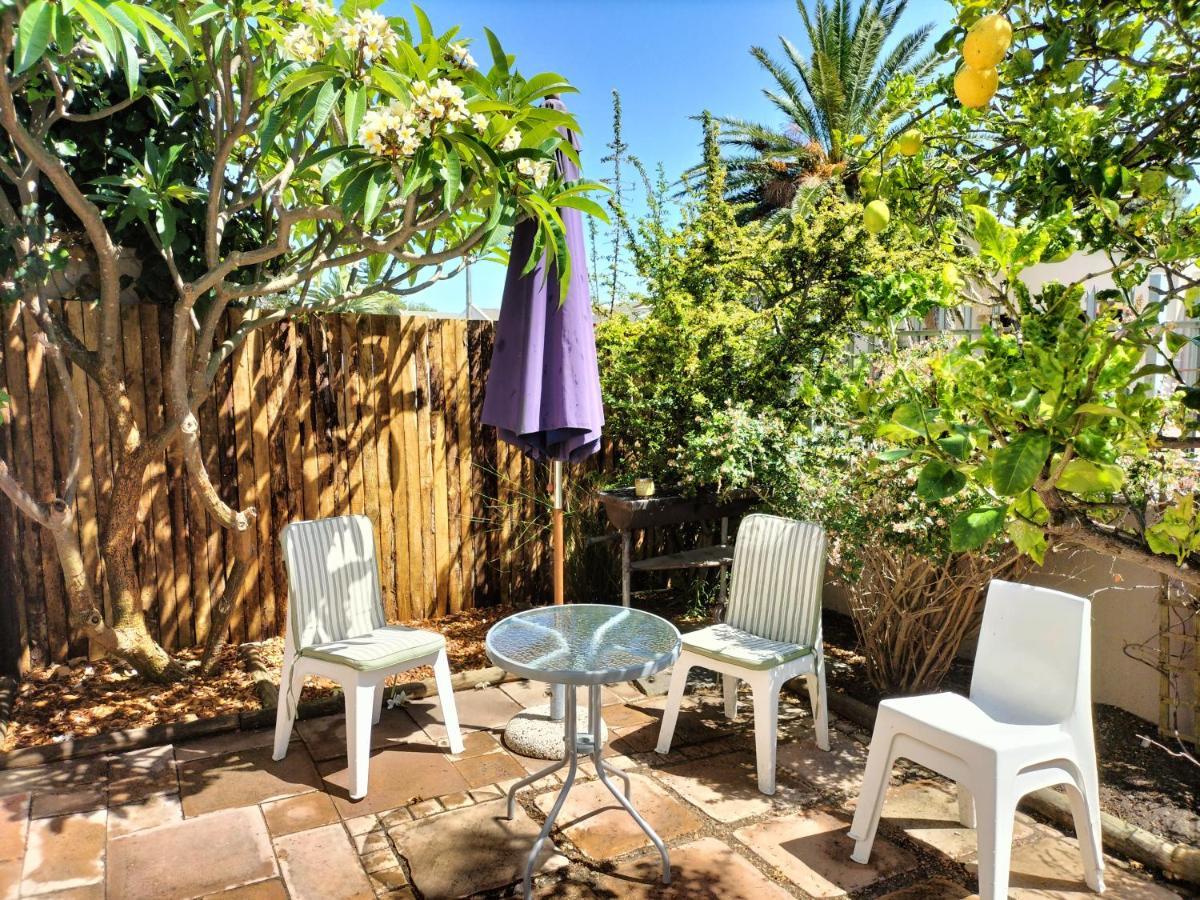 Lemon Tree Cottage Edgemead Exteriör bild